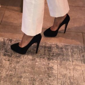 Brian Atwood black suede platform pump, size 36.5. Mint condition.